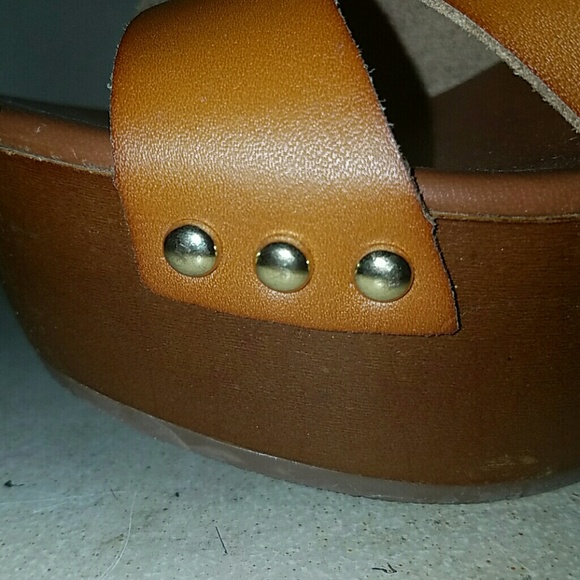 Mossimo Tan Heels - Picture 7 of 8